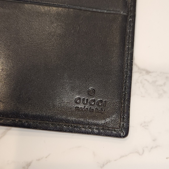 Auth Gucci GG Bifold Wallet - Picture 7 of 8